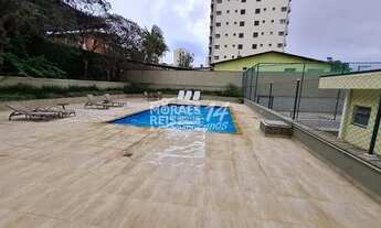 Imagem 16: Apartamento com 77m², 2 dormitórios sendo 1 suíte com armários, 1 escritório com estante e