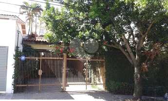 Imagem 4: Casa térrea totalmente isolada a venda no alto da Lapa - 3 quartos (1 suíte) e 4 vagas de