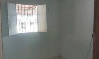 Imagem 2: CJ NOVA CIDADE RUA PRINCIPAL COM TERRENO MURRADO DESOCUPADA