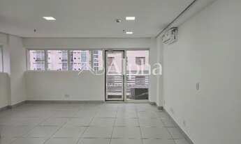 Imagem 3: Sala comercial para locação localizada em Alphaville Barueri