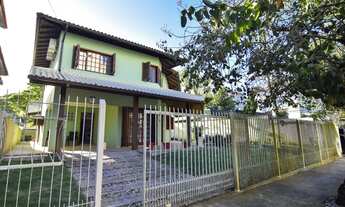 Imagem 2: Casa com piscina em Jurerê Aluguel mensal