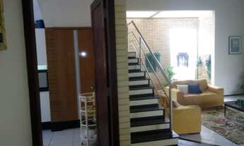 Imagem 2: Alugo linda casa duplex ao lado da Avenida Litorânea com 05 suítes