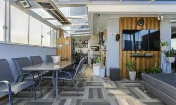 Imagem 7: Cobertura Duplex com 04 Dormitórios 01 suíte, 210 graus de vista para o mar, no bairro Bal