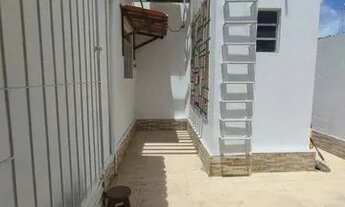 Imagem 6: Casa para venda possui 80 metros quadrados com 2 quartos em Itapuã - Salvador - BA