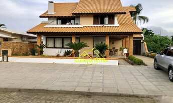 Imagem 3: Casa com 4 dormitórios à venda, 380 m² por R$ 1.990.000,00 - Daniela - Florianópolis/SC