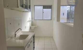 Imagem 5: Apartamento repleto de armários