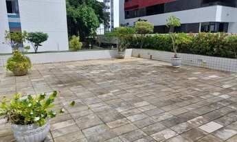 Imagem 2: MD Apartamento com excelente localização no bairro das Graças, a rua do edf fica em frente