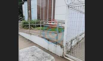 Imagem 4: Casa comercial para aluguel possui 742 de area construida em São Vicente - SP