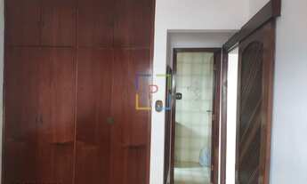 Imagem 4: Apartamento com 50m², 1 dormitório, sala, sacada, cozinha com armários, 1 vaga