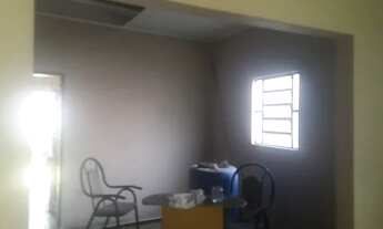 Imagem: Casa no bairro da Macaxeira no córrego