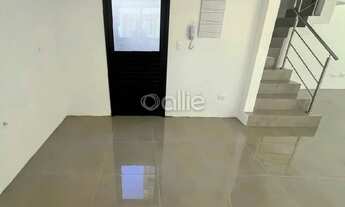 Imagem 3: Sobrado Novo à venda em condomínio fechado no Bom Retiro, Curitiba/PR