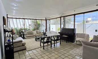 Imagem: Casa Solta para venda no Calhau