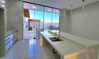 Imagem 11: Imóvel para venda tem 300 metros quadrados com 4 quartos em Ouro Verde - Teixeira de Freit