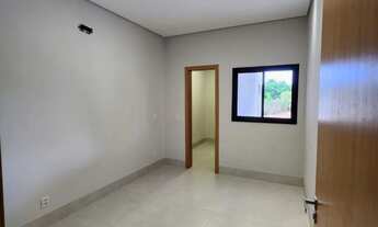 Imagem 3: Vende-se Casa novinha com 3/4 no Condomínio Belo Verde em Cuiabá MT