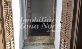 Imagem 7: Casa com 2 dormitórios, sala, cozinha, banheiro e pequeno pátio. Imóvel em condomínio, bem