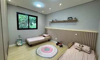 Imagem 2: Casa Auto Luxo em Condomínio Ouro verde 335,26 m² de área construída em lote de 570 mts