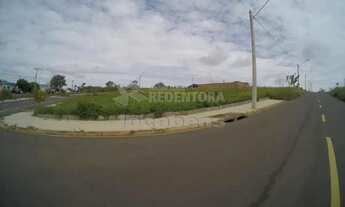 Imagem 4: Terreno em esquina viva no Colina Azul