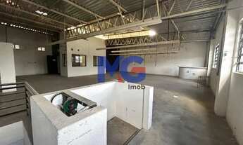 Imagem 5: Prédio Comercial/Industrial à Venda em Montese, Fortaleza Financiamento Disponível