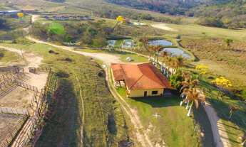 Imagem 3: Espaço Exclusivo em Votorantim: Salão de 500m² em Terreno de 5.000m² no Meio da Natureza