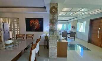 Imagem: Casa à venda com 4 quartos, sendo 1 suíte