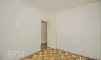 Imagem 6: Apartamento à venda em Cidade Baixa com 54 m², 2 quartos, 2 banheiros, pátio, demais peças