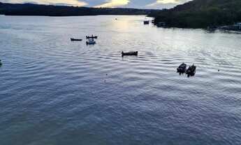 Imagem 4: Chácara no Corumbá 4 com Triplex Alto Padrão à Venda em Condomínio Fechado