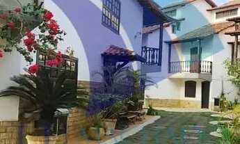 Imagem: COD 1066- VENDA- Casa Triplex- Peró, Cabo
