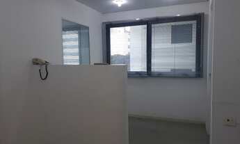 Imagem 2: Conjunto com 30 m², 2 salas e 1 vaga de garagem