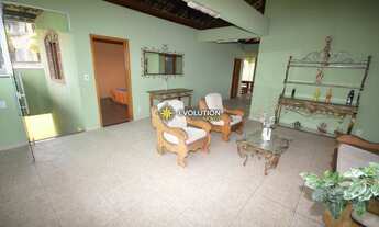 Imagem 16: Casa com 5 Quartos e 3 banheiros à Venda, 380 m² por R$ 600.000