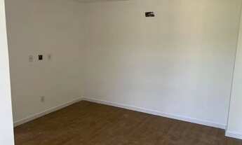 Imagem 6: Apartamentos, Itapuã, praia, ¼ e 2/4 com suíte, sanitário, varanda, cozinha, área serviço