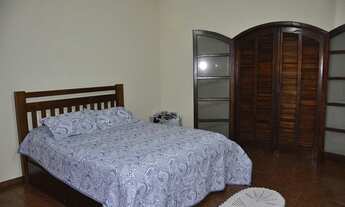 Imagem 3: Ótimo sobrado, com ponto comercial disponível para venda no Centro - Cananéia - Litoral Su