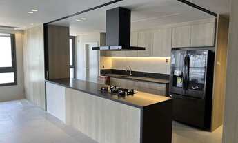 Imagem: Apartamento com 180m² com 3 suítes e 2