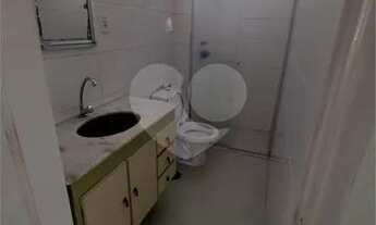 Imagem 7: Apartamento com 1 dorm. a venda. 100m da praia, elevador, portaria 24 horas - Imperdível!!