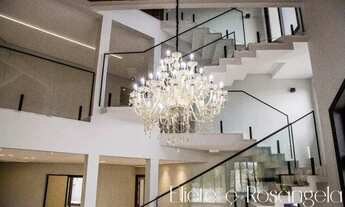 Imagem: Sobrado em condomínio com 700m² de área