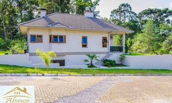 Imagem: Casa com três dormitórios sendo uma suíte