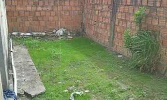 Imagem 5: CJ NOVA CIDADE RUA PRINCIPAL COM TERRENO MURRADO DESOCUPADA