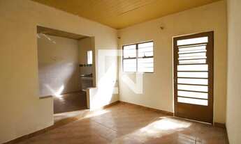 Imagem 4: Casa para Aluguel - Jardim Magnólia, 2 Quartos, 130 m2