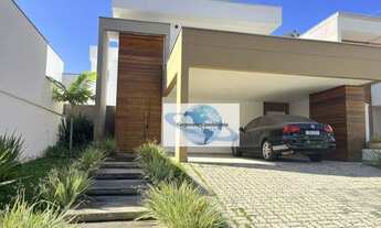 Imagem 2: Casa mobiliada venda ou locação com 3 suítes, cozinha com móveis planejados, amplo quintal