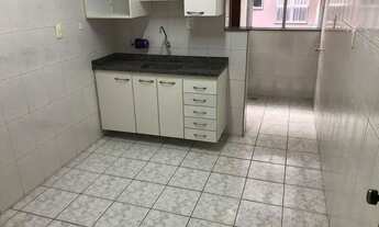 Imagem 3: Apartamento 700m2 Centro,2quartos, Sala com sacada,cozinha