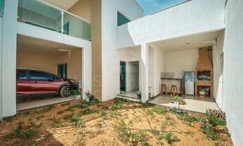 Imagem: Casa Duplex em Residencial Fechado