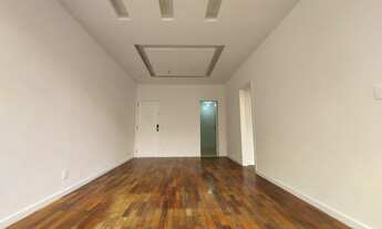 Imagem 4: Excelente apartamento em prédio recuado e portaria 24 horas !