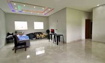 Imagem 2: Casa Térrea Porto Tarumã/ 03 suítes/ sendo 02 c/closet/ piscina/ Lavabo!!