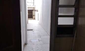 Imagem 2: Sobreposta baixa para venda possui 102 metros quadrados com 2 quartos em Areia Branca - Sa