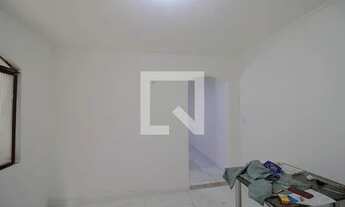 Imagem 3: Casa para Aluguel - Parque Assunção, 1 Quarto, 50 m2