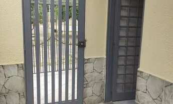 Imagem 2: ALUGO CASA DE FUNDOS NO GUARA I