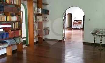 Imagem 4: Excelente casa para residencia ou comércio. Com 510 m² de área e 2149 de área toral. a 200