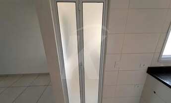 Imagem 3: Condomínio fechado com 1 quarto, sala, cozinha, banheiro, área de serviço