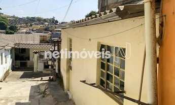 Imagem 7: 5 barracões alugados