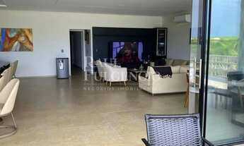 Imagem 7: Porto das Aguas 5 Quartos Sendo 5 suítes Terreno Molhado Piscina Aquecida