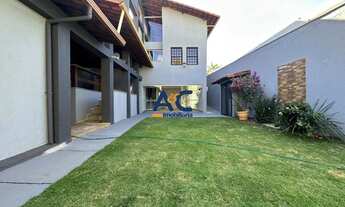 Imagem: Casa com 04 quartos no Bairro Trevo